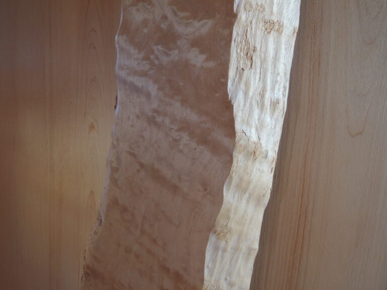 耳付板　メープル　杢