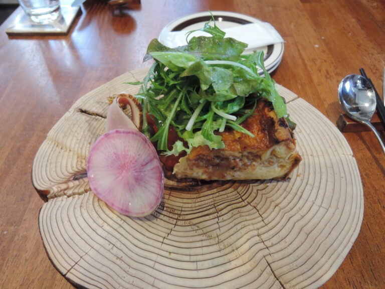 木のプレート オードブル