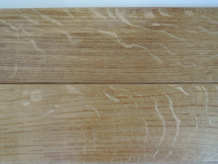 ナラ　フローリング