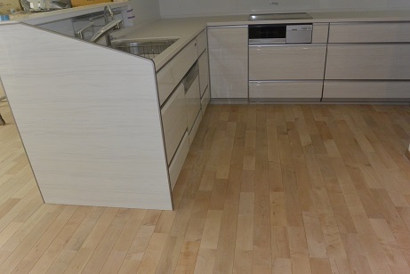 メープル フローリング