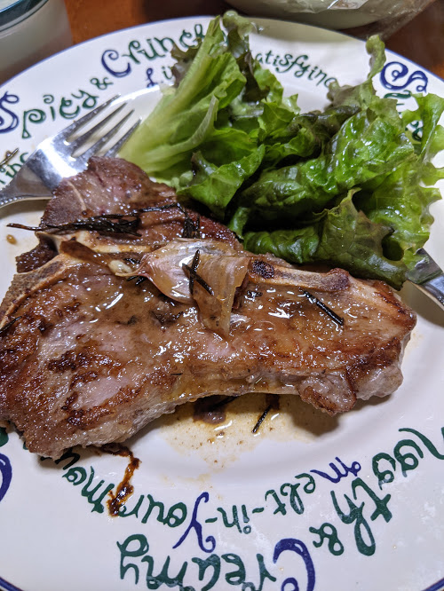 Tボーンステーキ