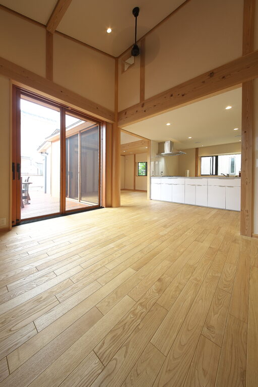 90mm幅・乱尺・自然Oil Wax塗装・床暖房対応品　無垢フローリング施工事例〔No.12〕